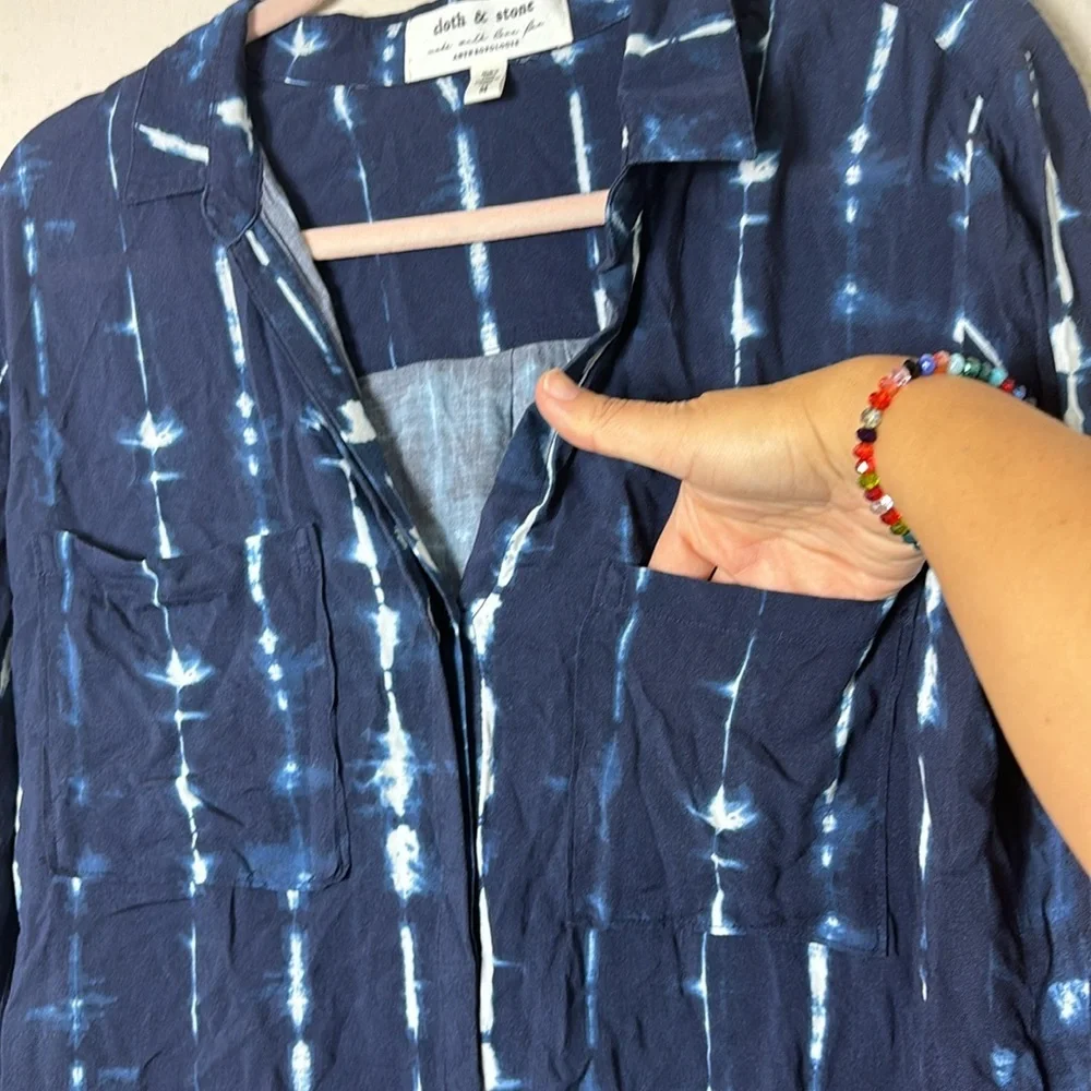 Cloth & Stone x Anthropologie Robyn Tie-Dye Button down Shirt Blue White sz M - Picture 9 of 13